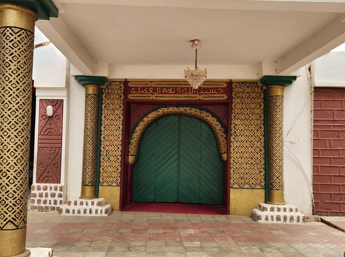 Palace Scene