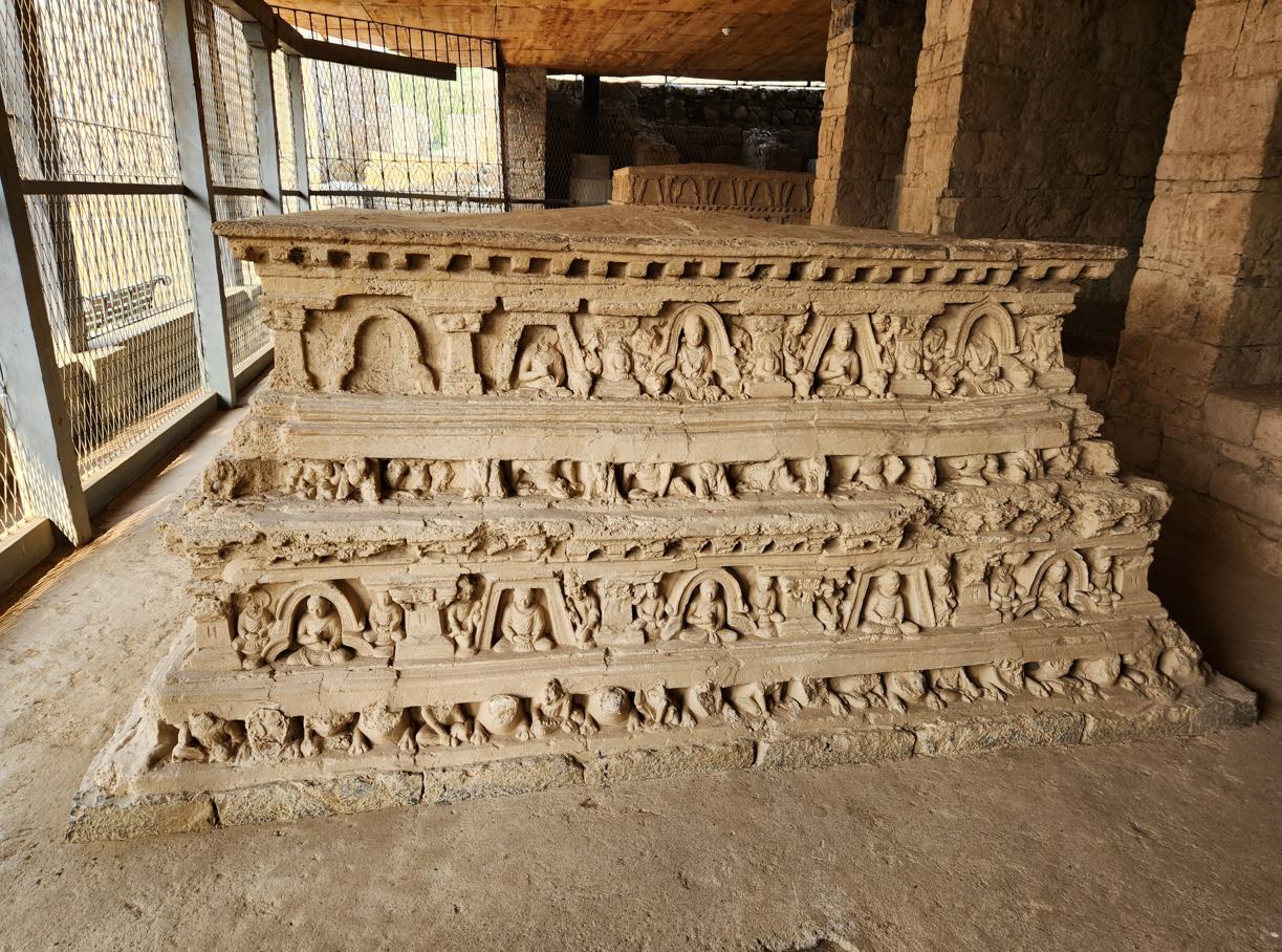 Taxila museum figures