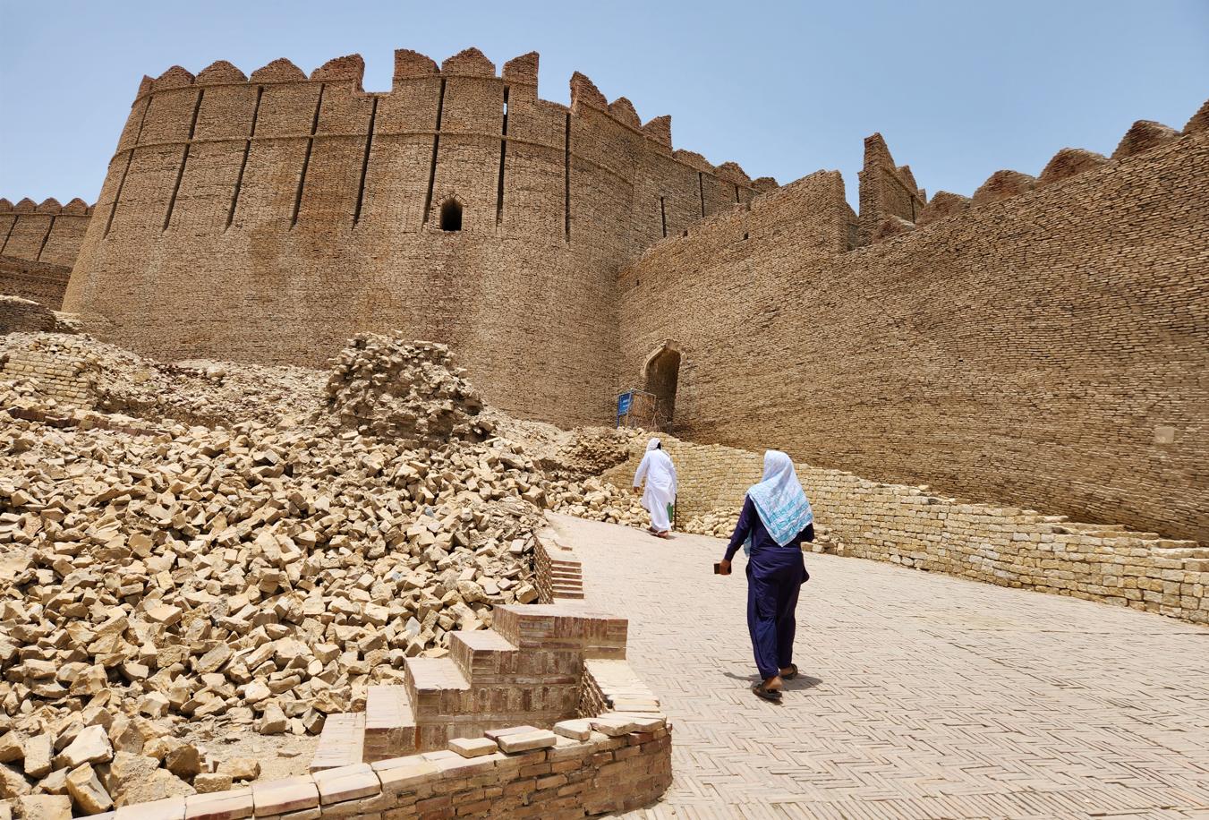 Cannons of Kot Diji