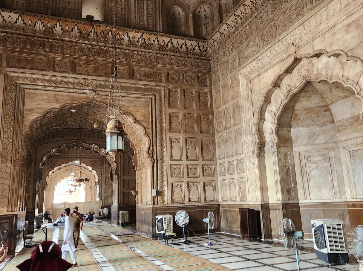 Badshahi Mosque