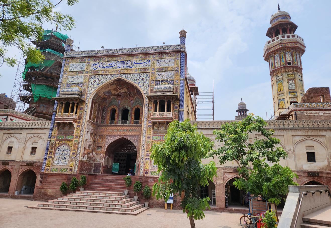 Wazir Khan Mosque