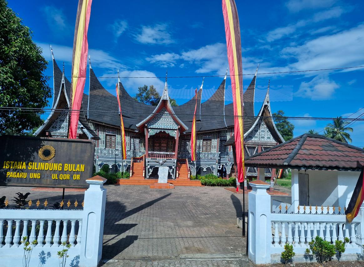 Sumatra Batusangkar scene